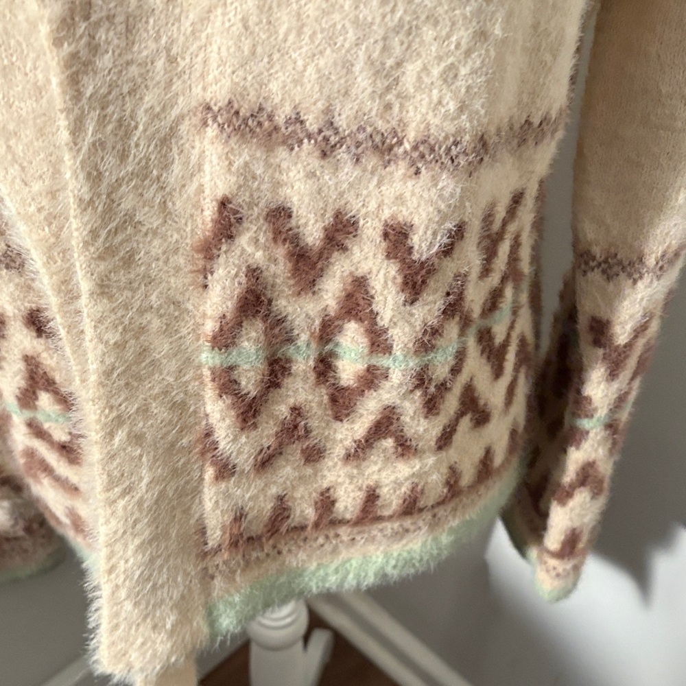 a.n.a sweater Cozy Cream Patterned Women's Sweater - Picture 4 of 10